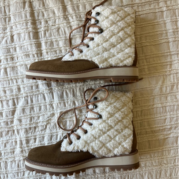 Cecelia Sherpa Boots - Picture 6 of 10